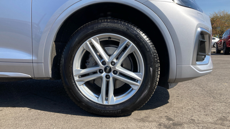 Audi Q5 40 TDI Quattro S Line 5dr S Tronic Diesel Estate